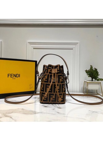 FENDI MON TRÉSOR       